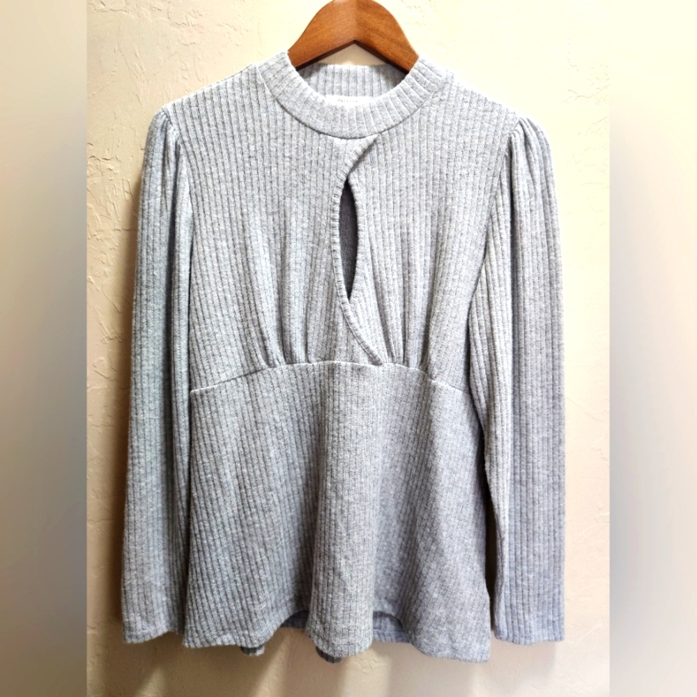 Maurices Long Sleeve Crew Neck Top